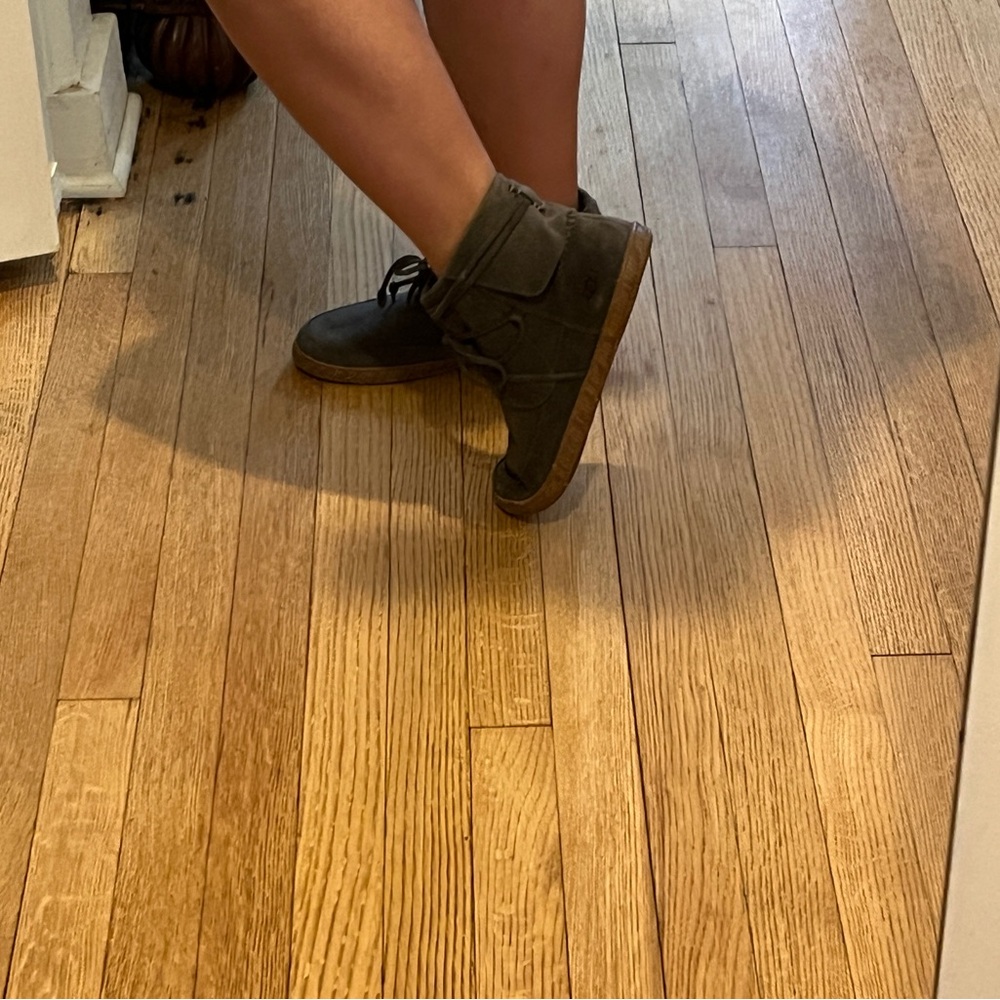 NEW UGG Ankle Boots Suede Comfort